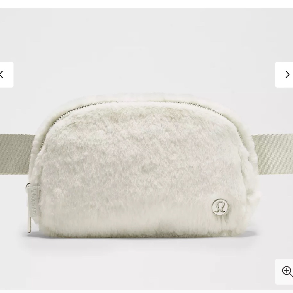 Lululemon Everywhere Belt Bag Plush Fleece 1L